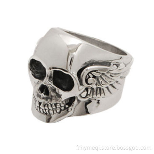 Skull stainless steel ring with epoxy